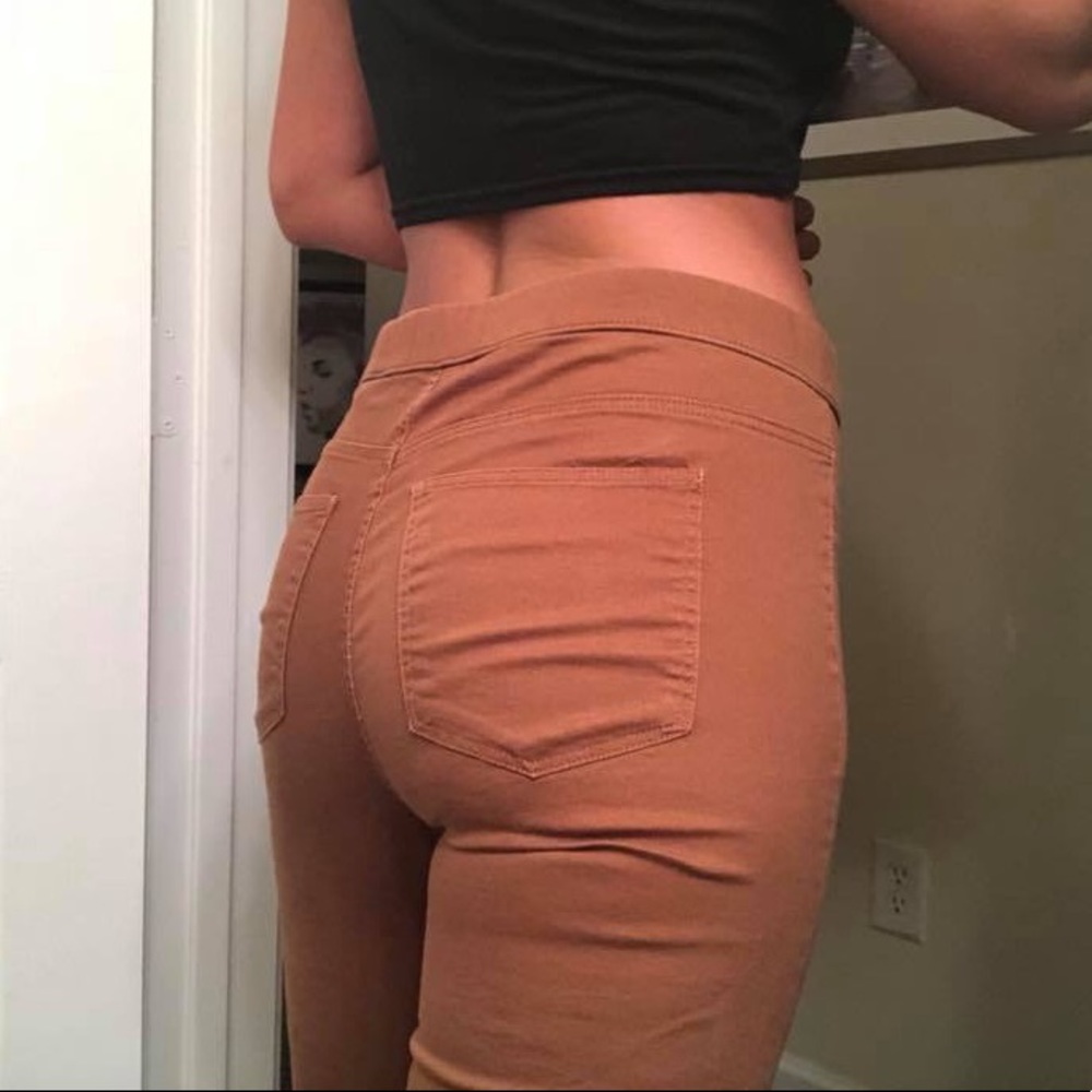 H&M High Waisted Colored Pull On Jegging Pant